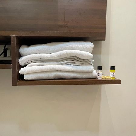 Vishwanath Inn Варанаси Экстерьер фото